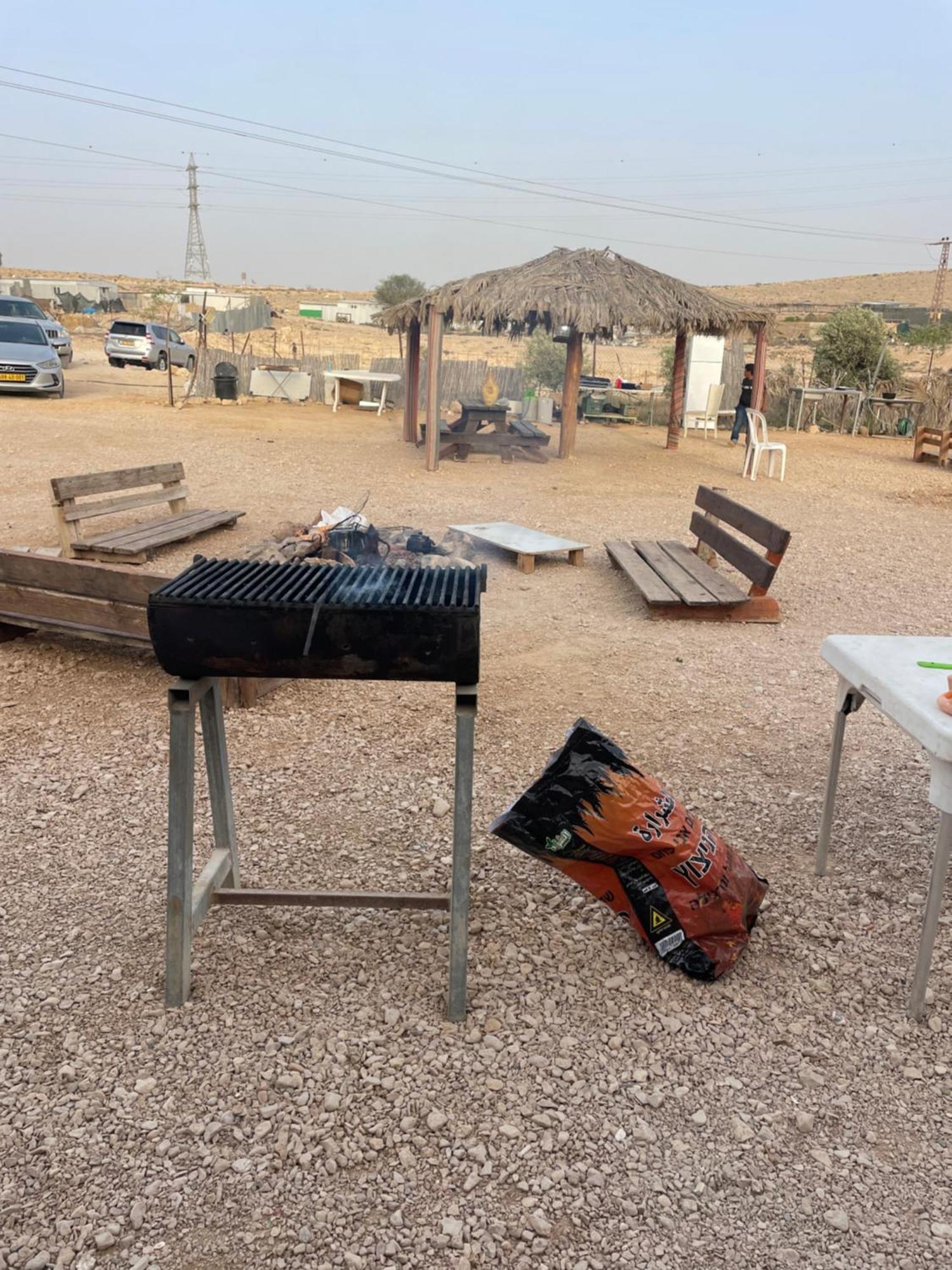 חאן נחל חווה Nahal Hava Mitzpe Ramon